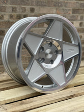 Load image into Gallery viewer, 18&quot; Volkswagen Transporter 3SDM 0.05 Silver Cut Alloy Wheels
