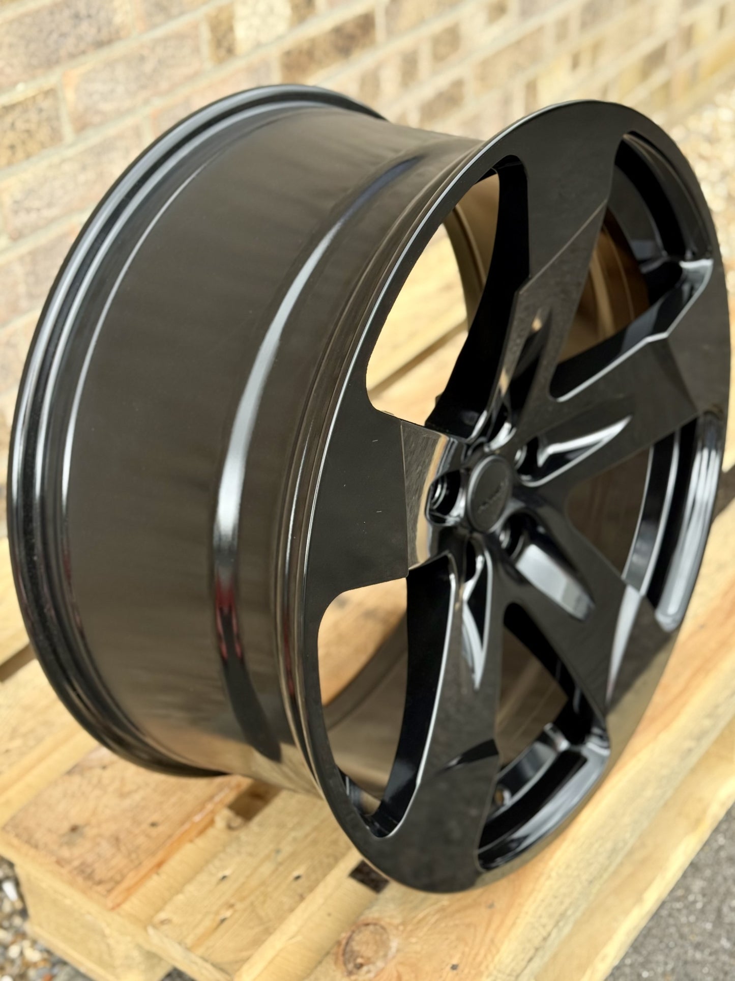 22" Land Rover Defender L663 Hawke Five Tooth Alloy Wheels