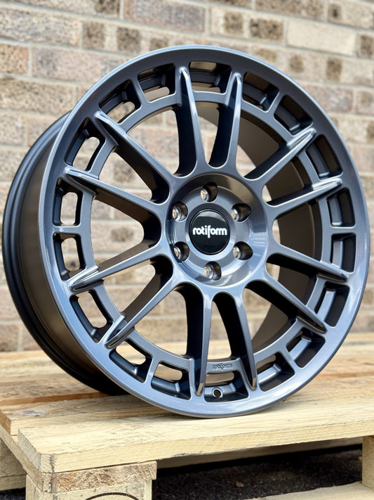 20" Ford Transit Custom 2024 Rotiform OZR-T Gloss Gunmetal