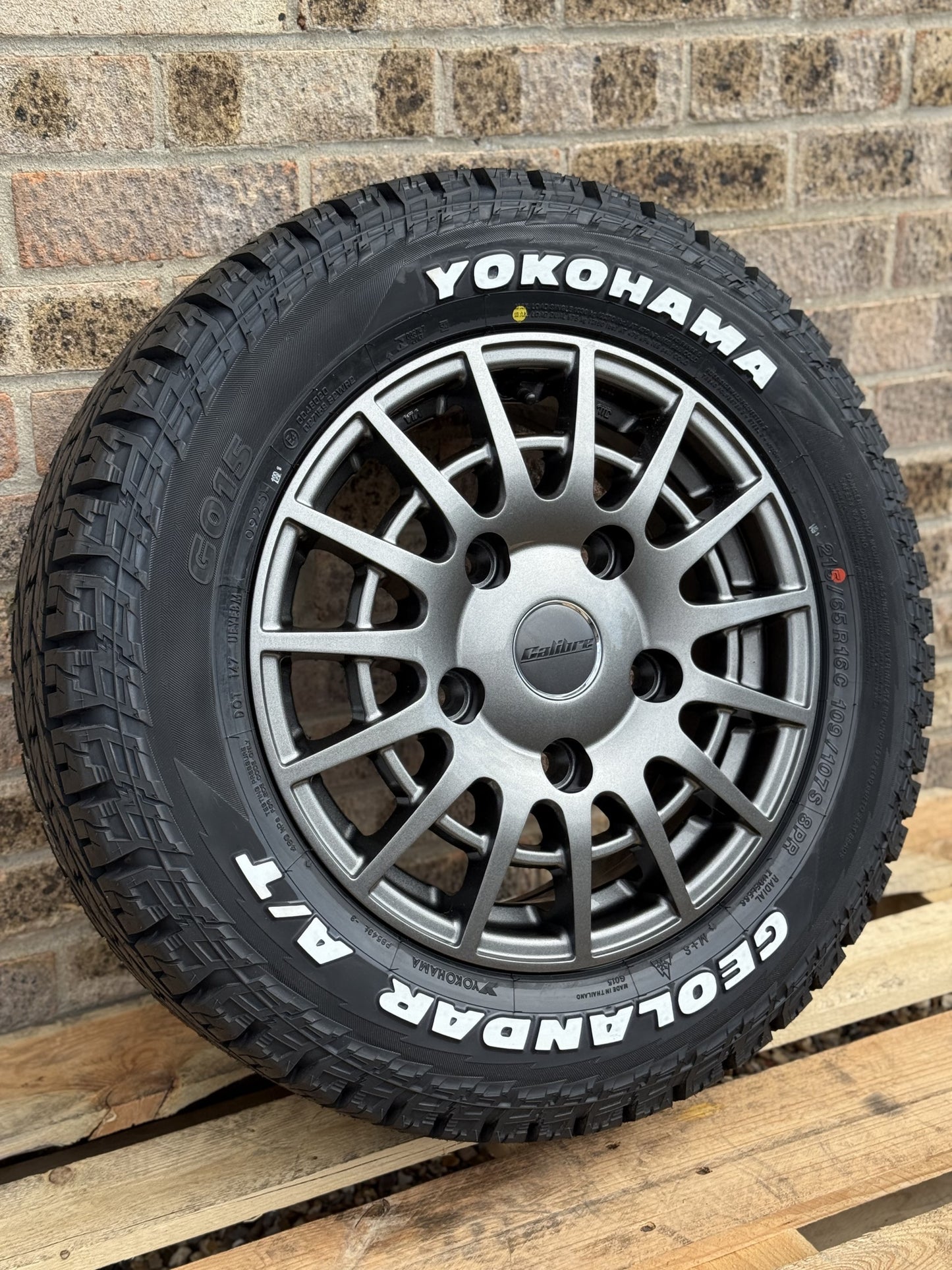 16" Ford Transit Custom Calibre T Sport Gunmetal Alloy Wheels and Tyres