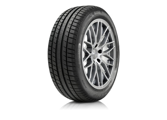 Wheel & Tyres Package( Calibre Pace Satin Black + 185/55R15 KORMORAN RD PER 82H )