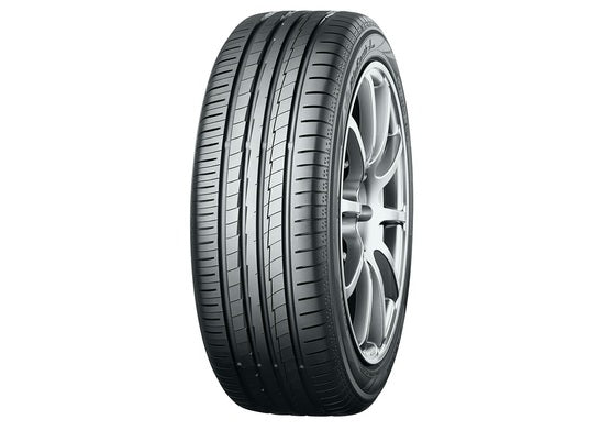 4 x BOLA B10 GLOSS GUNMETAL & 4 x 215/40R17 87W XL YOKOHAMA BLUEARTH-A AE50