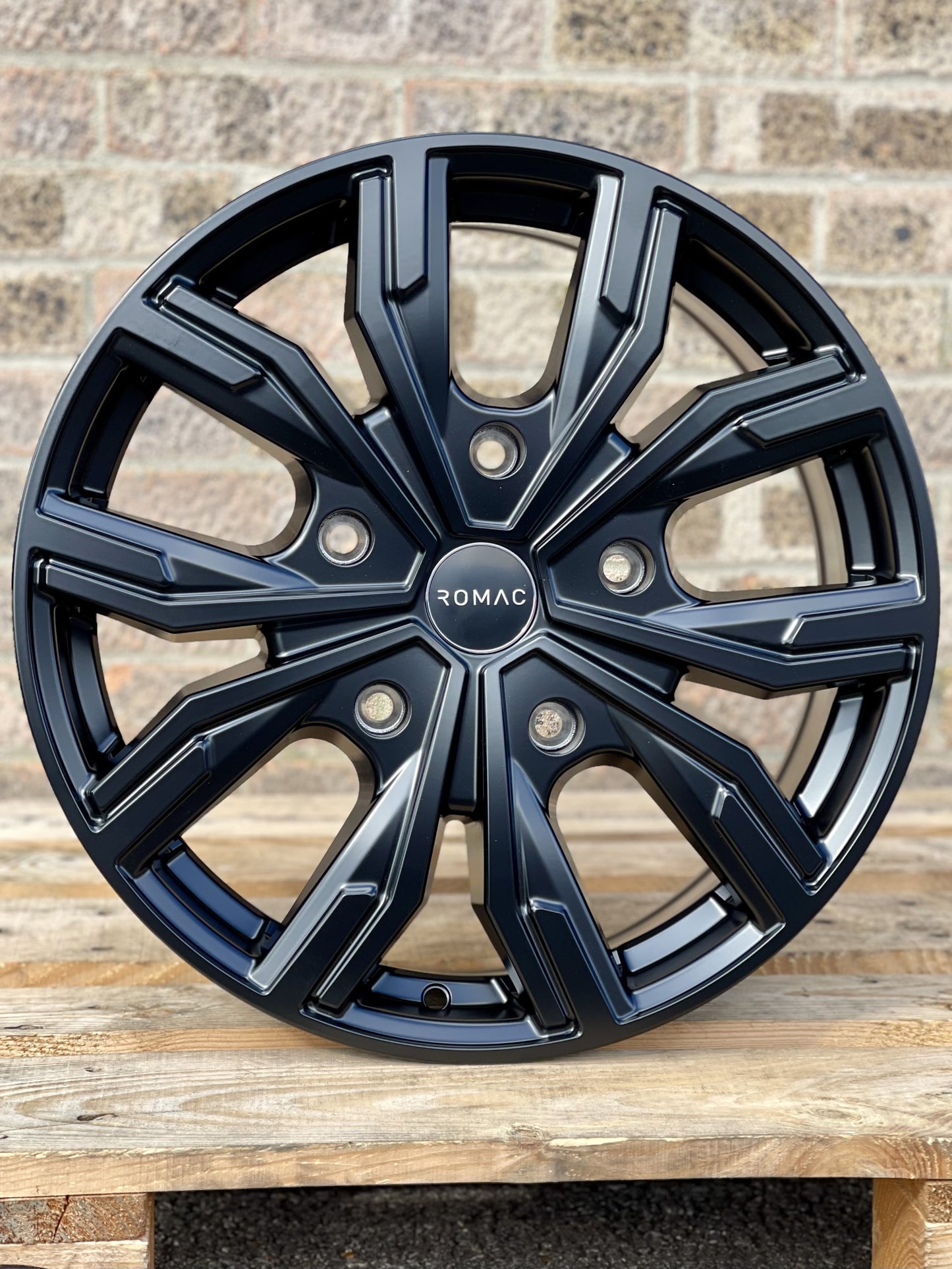18" Ford Transit Custom Romac Torque Satin Black Alloy Wheels