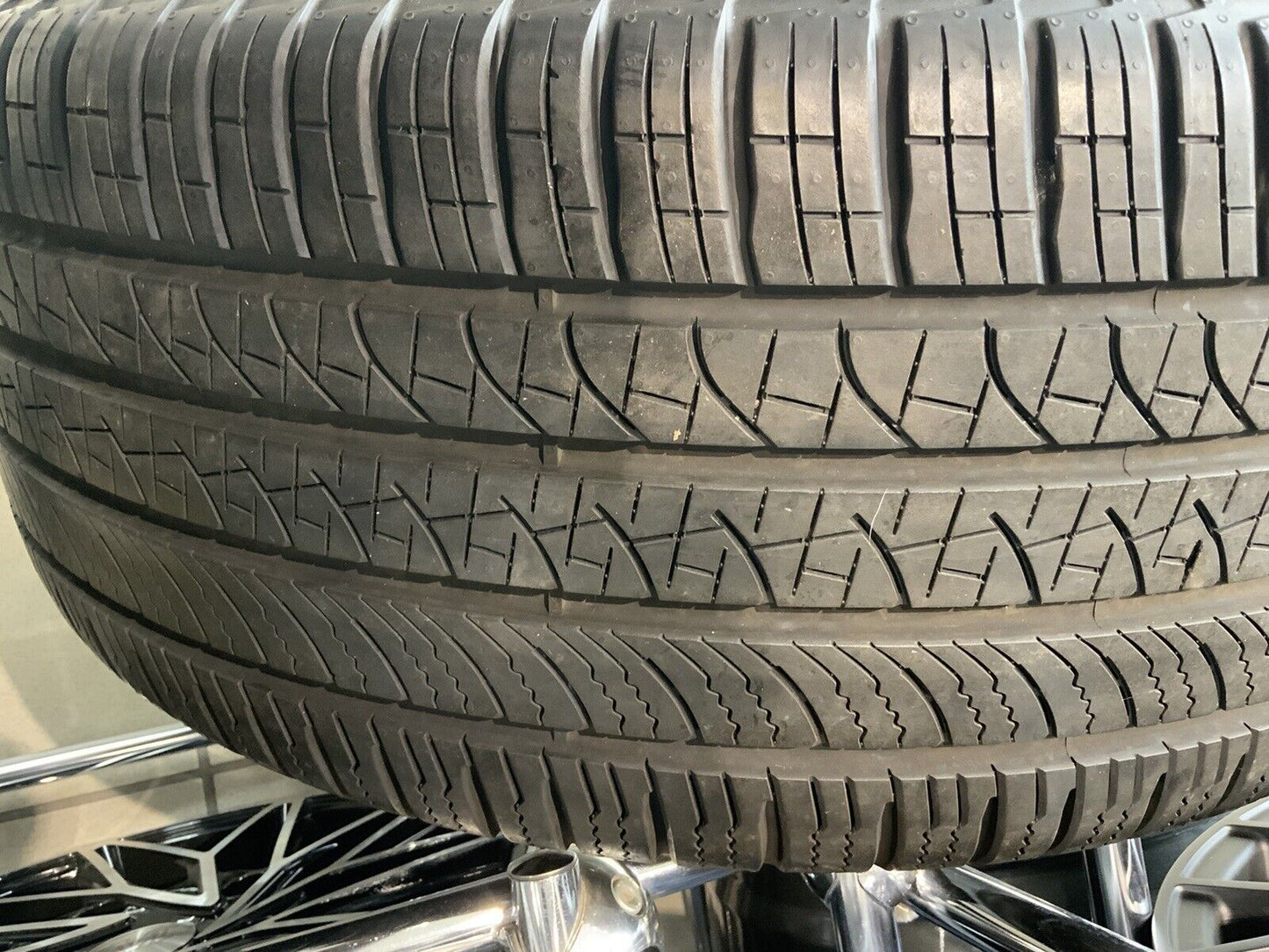 GENUINE RANGE ROVER L460 22" STYLE 7023 ALLOY WHEELS & TYRES