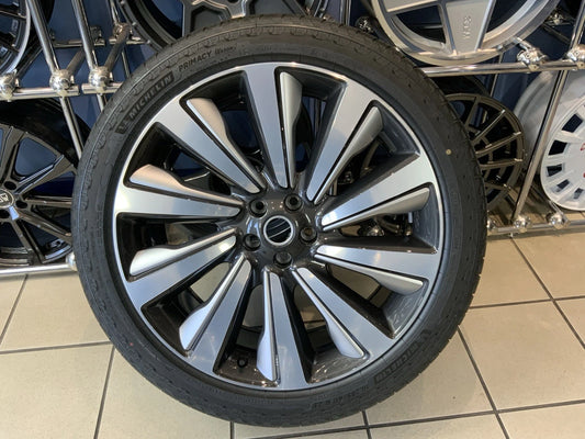 23" Genuine Range Rover L460 Style 1077 Alloy Wheel and Tyre