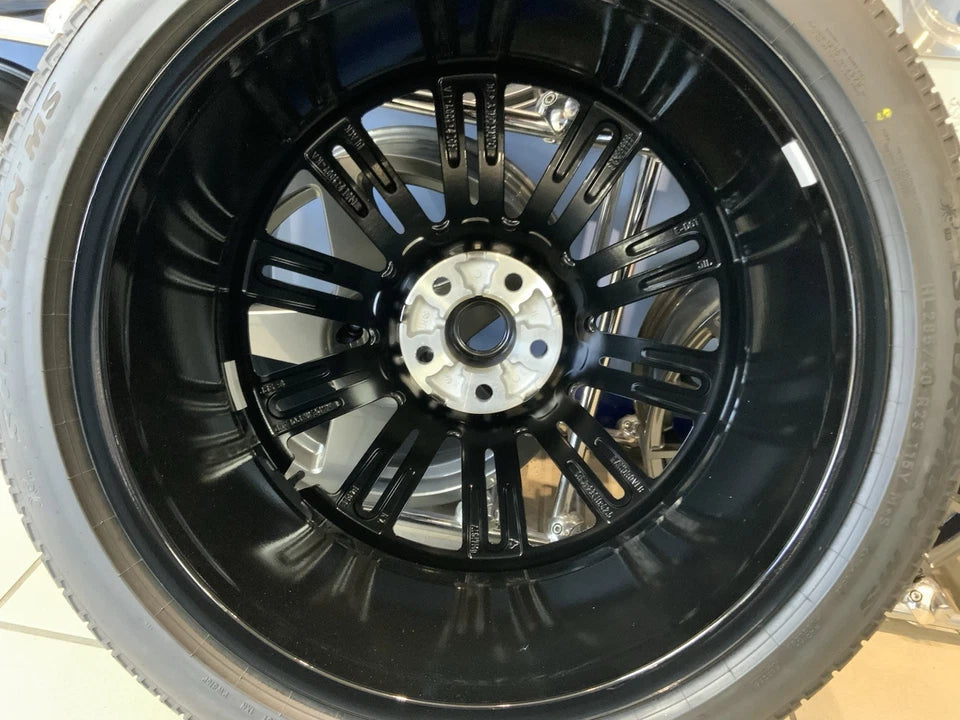 23" Genuine Range Rover L460 Style 1075 Alloy Wheel and Tyre