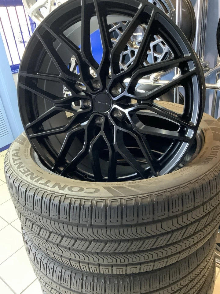 LANDROVER DEFENDER NICHE STYLE 22"ALLOY WHEELS & TYRES