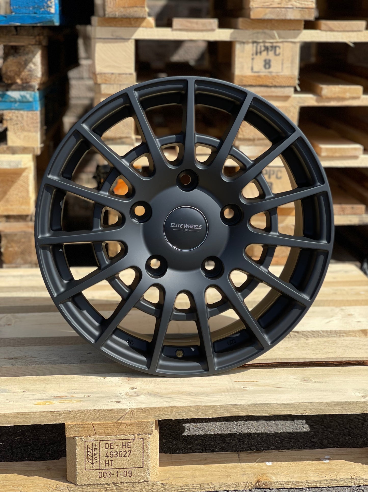 18" 2024 Volkswagen Transporter T7 Calibre T Sport Matt Black Alloy Wheels