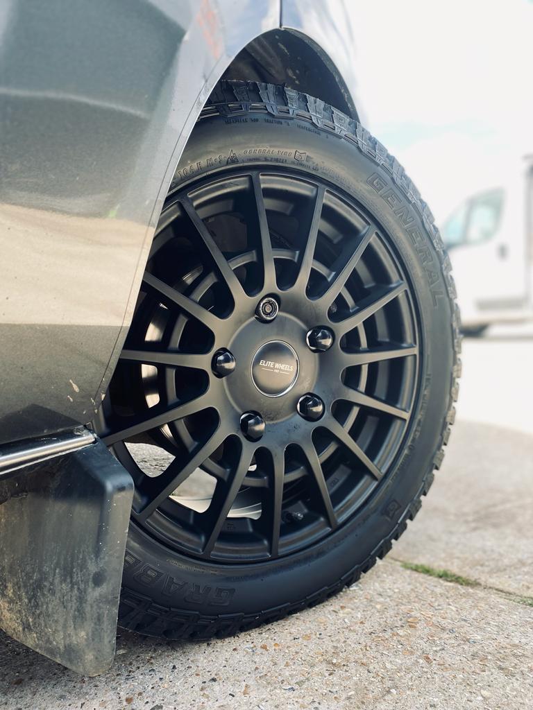 18" 2024 Volkswagen Transporter T7 Calibre T Sport Matt Black Alloy Wheels