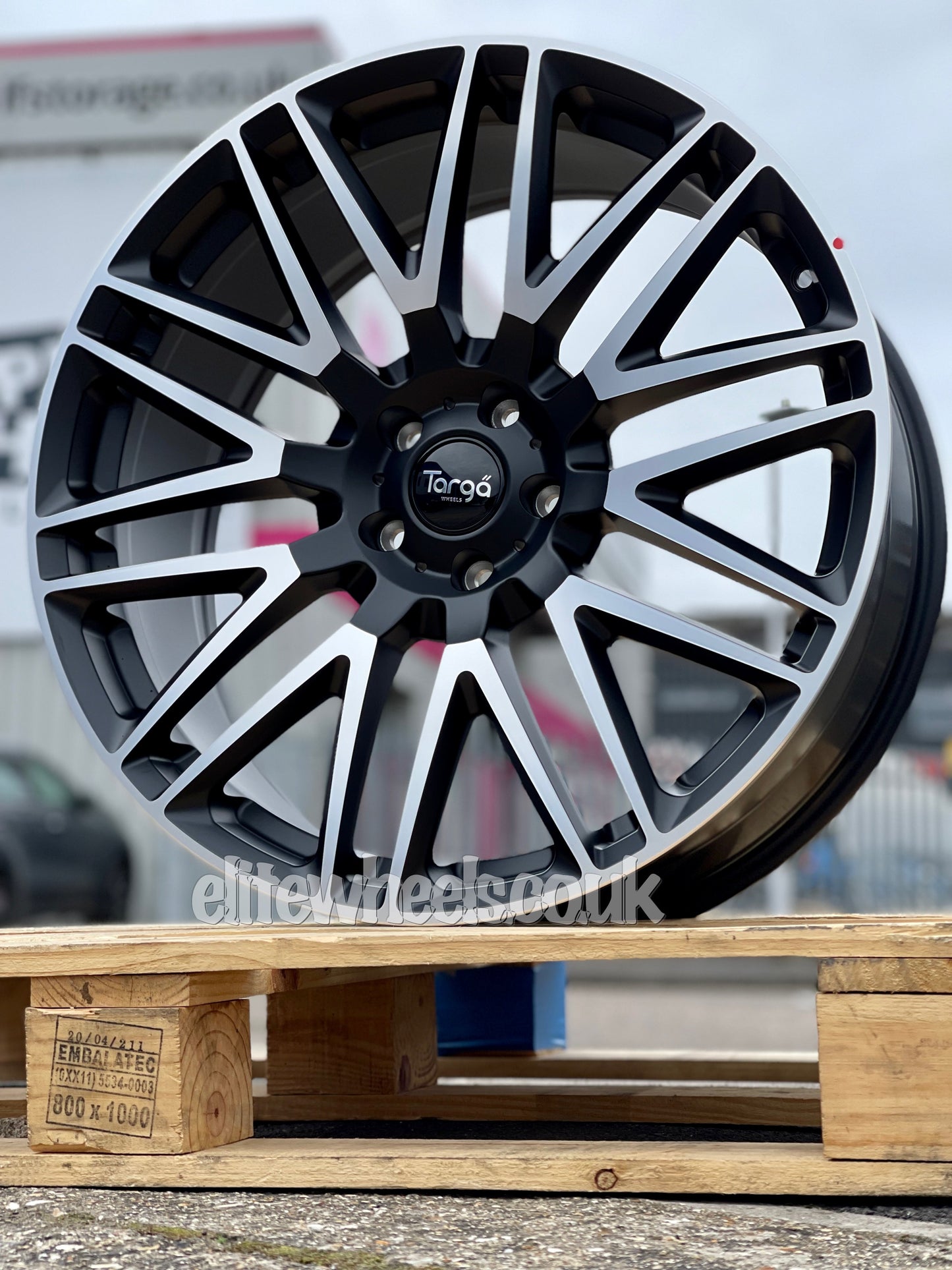 22 "TARGA TG7 JAGUAR F PACE ALLOY WHEELS & TYRES