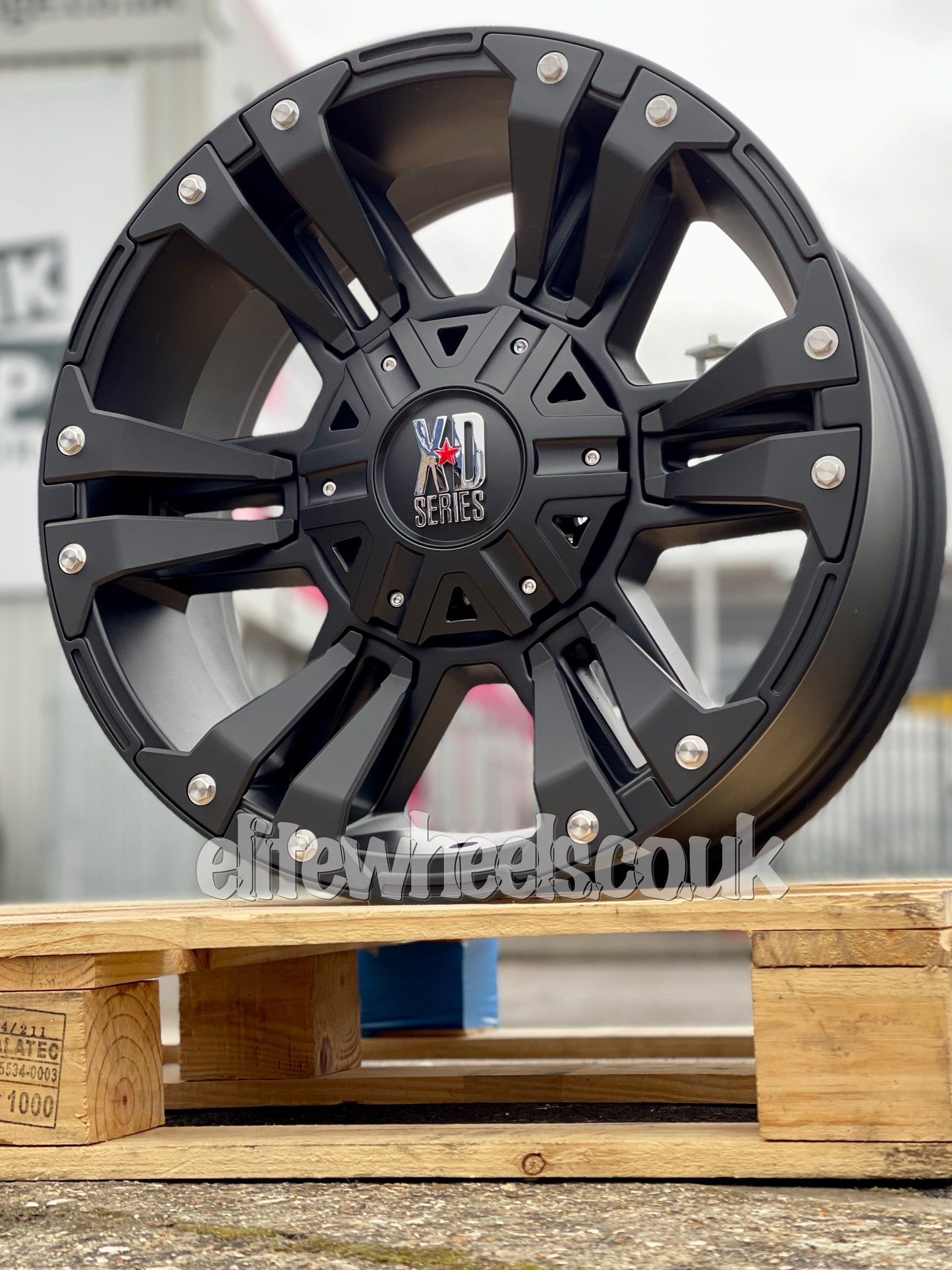 20" Toyota Hilux XD822 Monster II