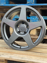 Load image into Gallery viewer, VW Transporter 18&quot; Calibre Five Gloss Gunmetal Alloy Wheels
