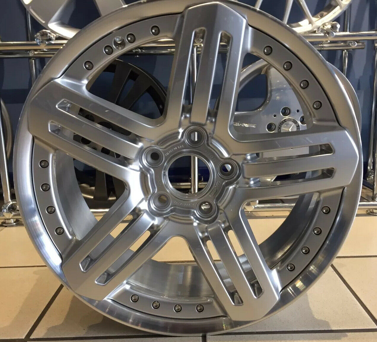 GENUINE BENTLEY MULSANNE  20"ALLOY WHEEL PCD IS  5X130    NOT 5X120