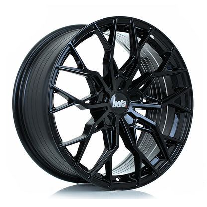 4 x BOLA FLX GLOSS BLACK & 4 x 235/40ZR19 96Y XL ACCELERA IOTA EVT