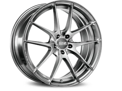 4 x OZ Racing LEGGERA HLT GRIGIO CORSA BRIGHT & 4 x 215/45R17 91Y XL MICHELIN CROSSCLIMATE 3