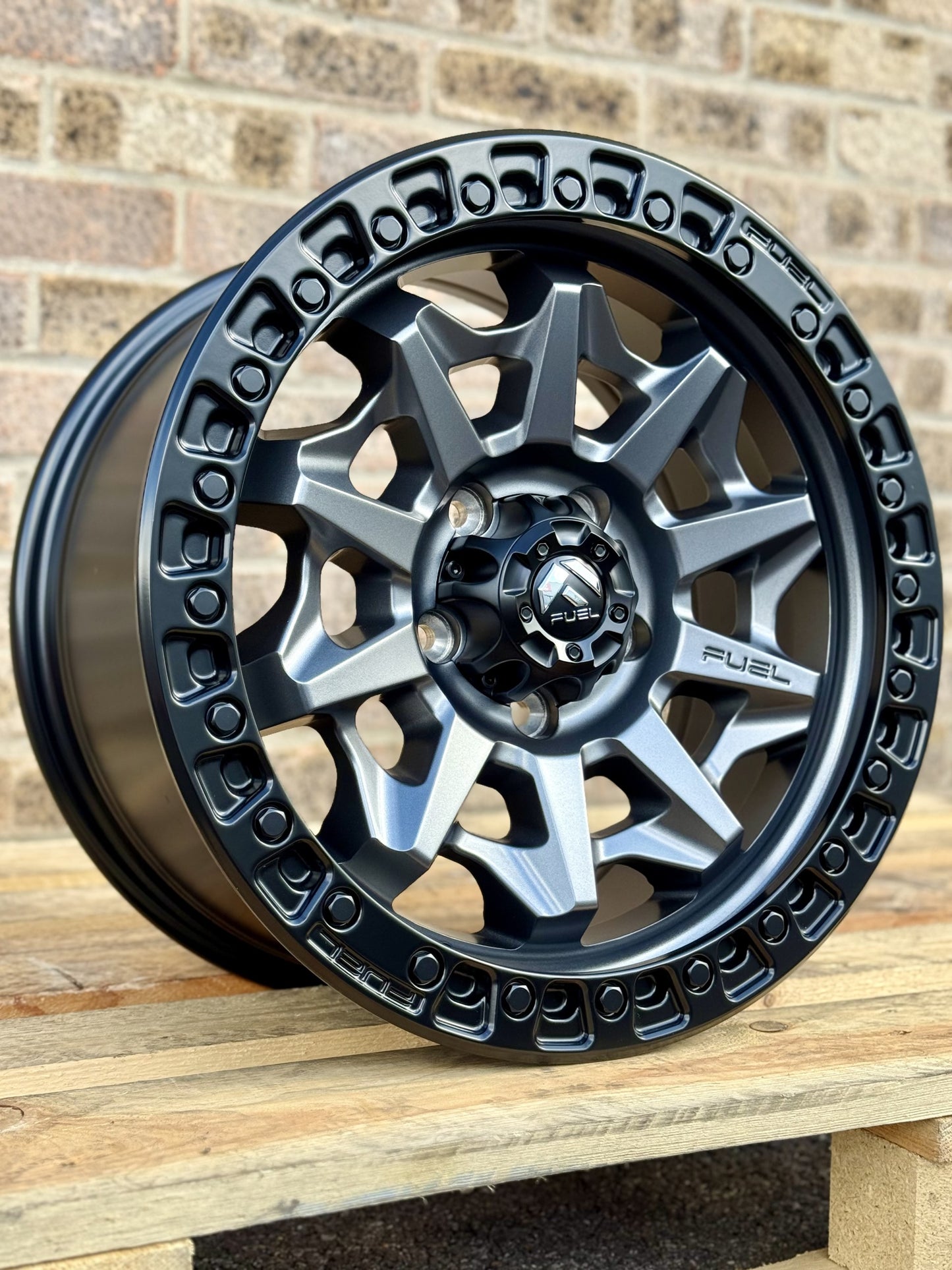 17" Volkswagen Transporter Fuel Covert Matt Grey Alloy Whees