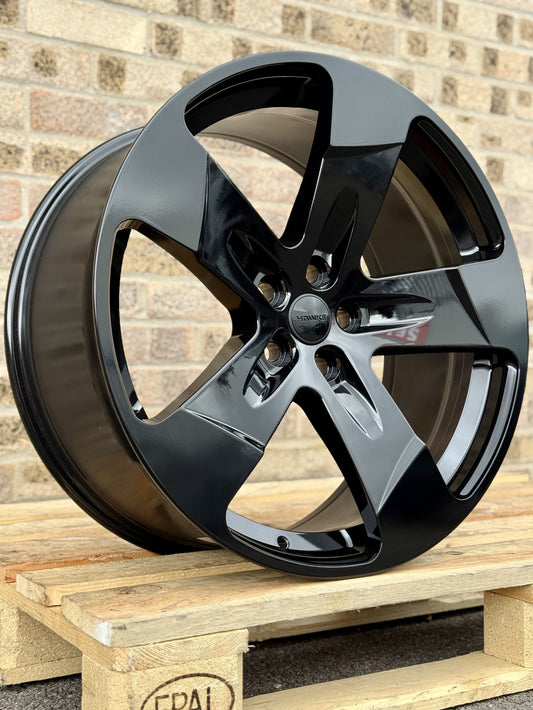 22" Land Rover Defender L663 Hawke Five Tooth Alloy Wheels