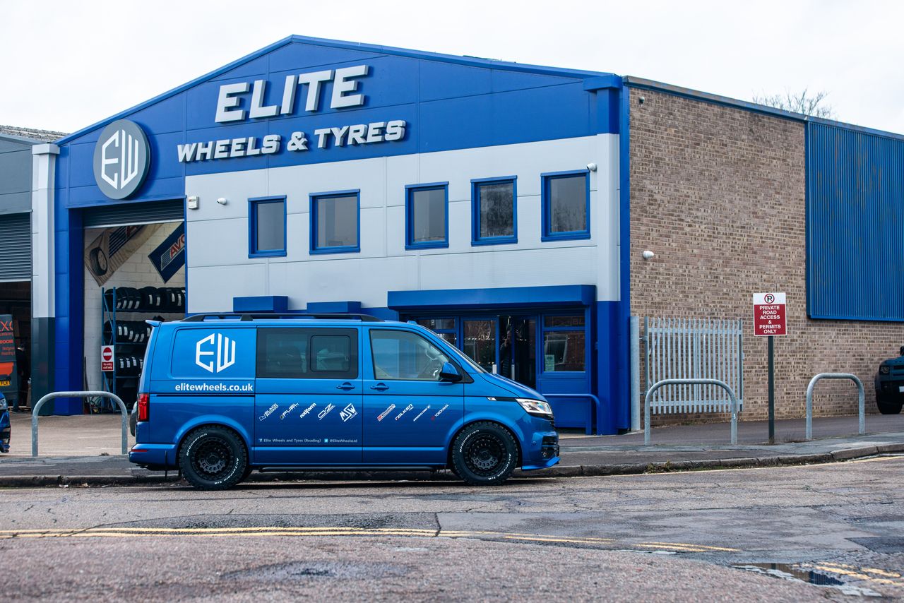 17" Volkswagen Transporter Fuel Zephyr Matt Black Alloy Wheels