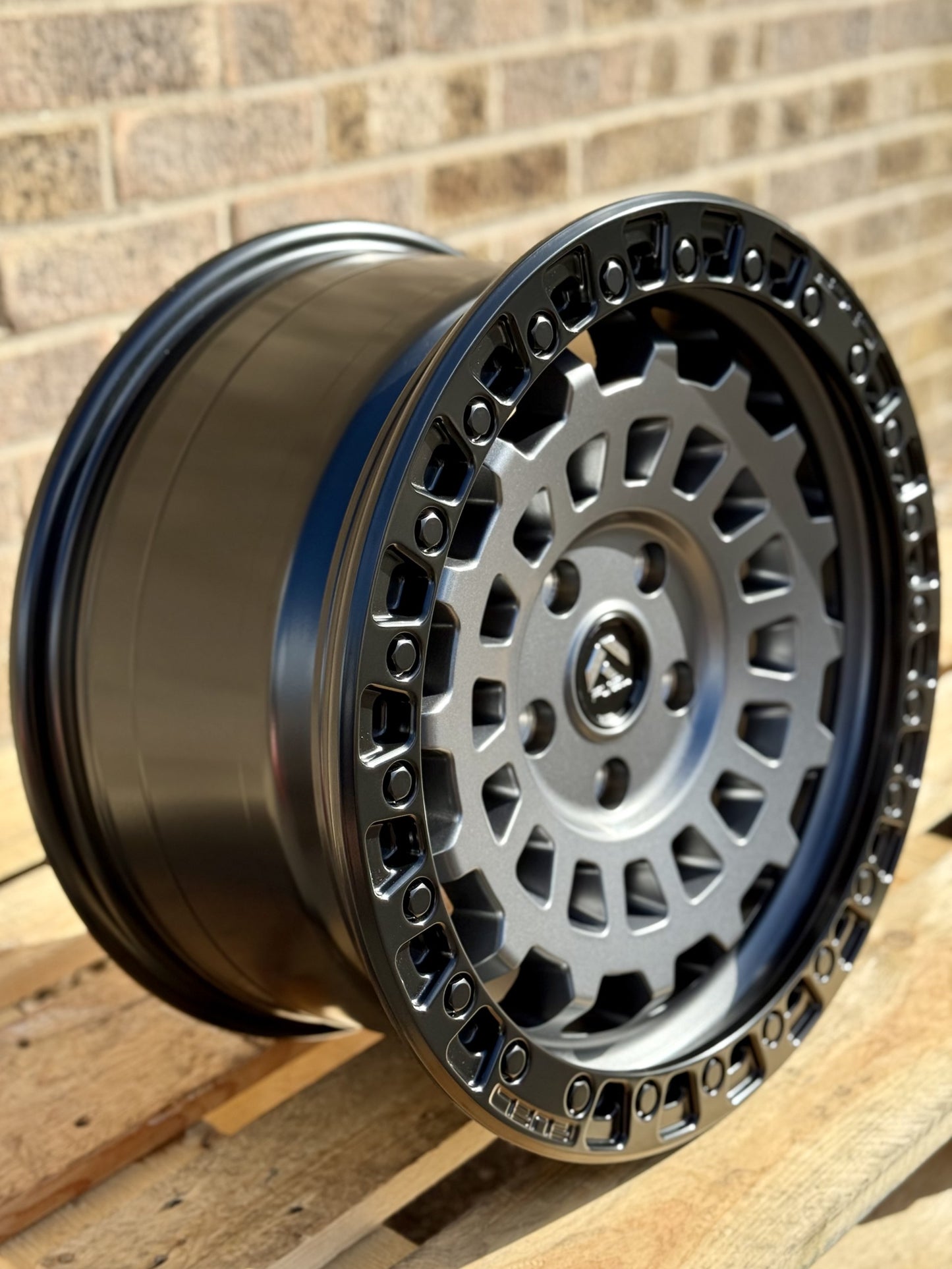 17" Volkswagen Transporter Fuel Zephyr Matt Grey Alloy Wheels