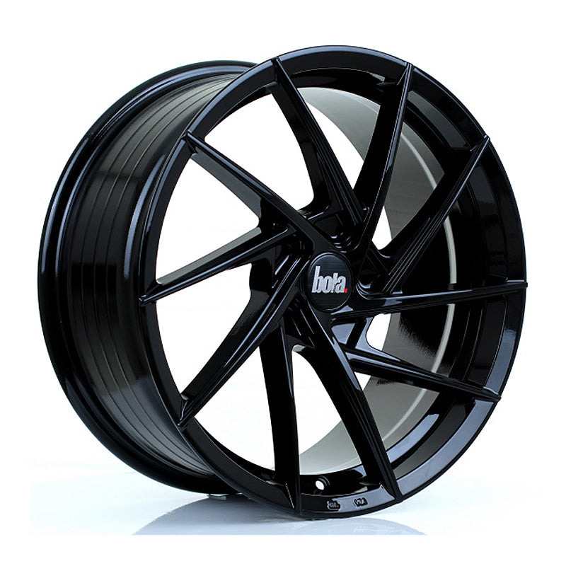 4 x BOLA B26 GLOSS BLACK & 4 x 225/40R18 92W XL CONTINENTAL FR ALLSEASONCONTACT 2