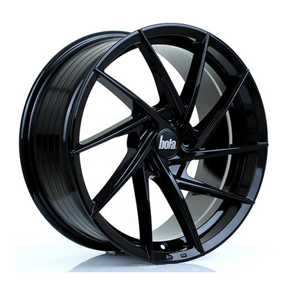 4 x BOLA B26 GLOSS BLACK & 4 x 225/40R18 92W XL CONTINENTAL FR ALLSEASONCONTACT 2