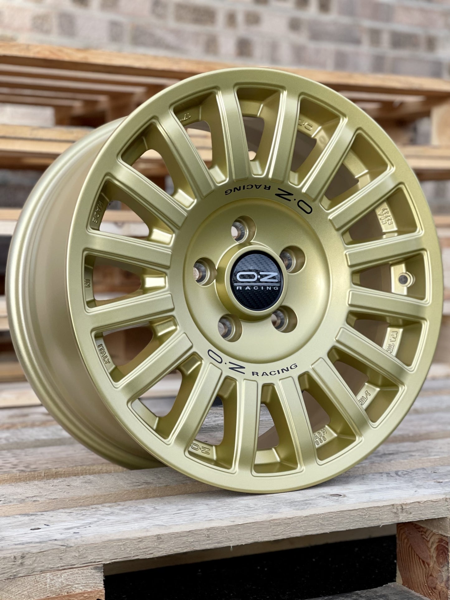 17" Volkswagen Crafter MAN TGE OZ Rally Raid Gold Alloy Wheels