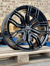 Load image into Gallery viewer, 22&quot; Land Rover Defender L663 Romac Catalina Gloss Black Alloy Wheel
