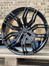 Load image into Gallery viewer, 22&quot; Land Rover Defender L663 Romac Catalina Gloss Black Alloy Wheel
