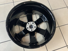 Load image into Gallery viewer, GENUINE JAGUAR XFRS  20&quot; VARUNA ALLOY WHEELS VERY RARE
