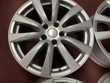 Load image into Gallery viewer, GENUINE MASERATI LEVANTE 18&quot; ALLOY WHEELS
