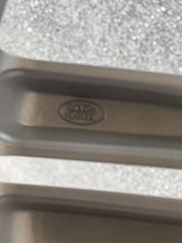 Load image into Gallery viewer, 22&quot; Genuine Range Rover Velar Style 9007 Alloy Wheels
