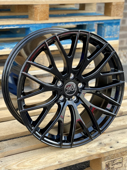 19" Volkswagen Golf 1AV ZX2 Gloss Black Alloy Wheels