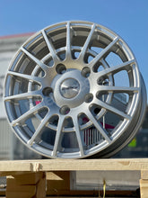 Load image into Gallery viewer, Ford Transit Custom Calibre T Sport Silver
