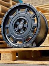 Load image into Gallery viewer, 18&quot; Land Rover Defender Hawke Hydra Matt Black
