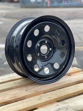 Load image into Gallery viewer, 18&quot; Volkswagen Transporter T5 T6 Tuff Torque Steel Modular
