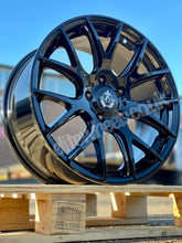 Load image into Gallery viewer, 18&quot; Volkswagen Transporter T5 T6 AXE CS Gloss Black
