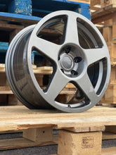 Load image into Gallery viewer, VW Transporter 18&quot; Calibre Five Gloss Gunmetal Alloy Wheels
