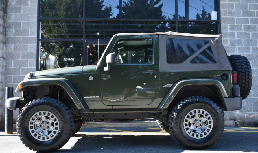 18" JEEP WRANGER  BLACK RHINO  ALLOY WHEELS